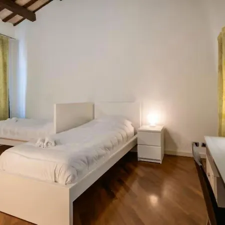 The Byzantine Palace, Centro Apartamento Ravena